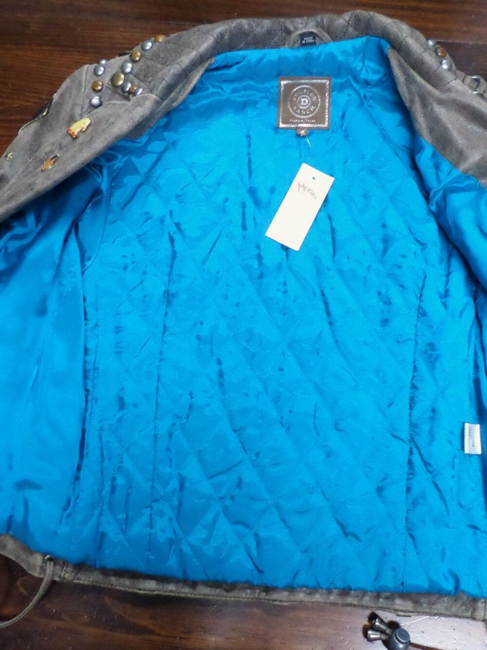 DOUBLE D RANCH Jacket, Land of the Free $1,195.00 SPREAD YOUR WINGS IN STATEMENT - Picture 8 of 16